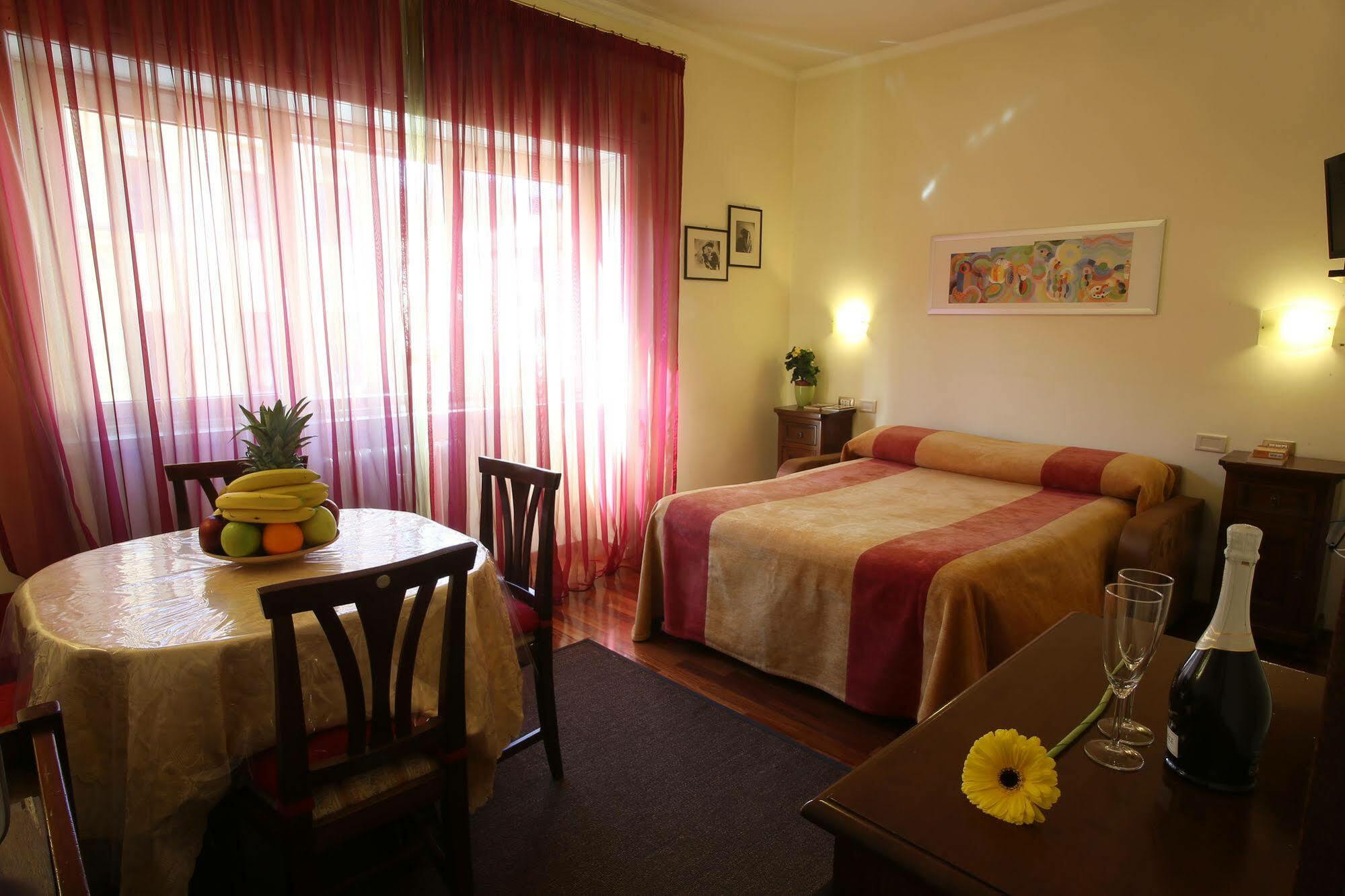 로마 Al Colonnato Di San Pietro B&B 외부 사진